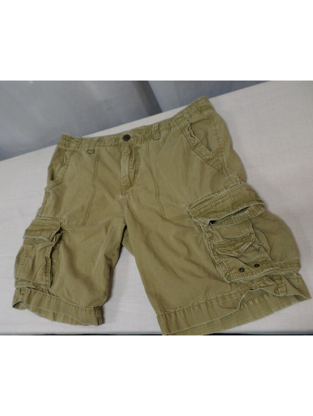 CLEAN EUC DESIGNER AERO 100% COTTON CASUAL CARGO KHAKI SHORTS SIZE 34